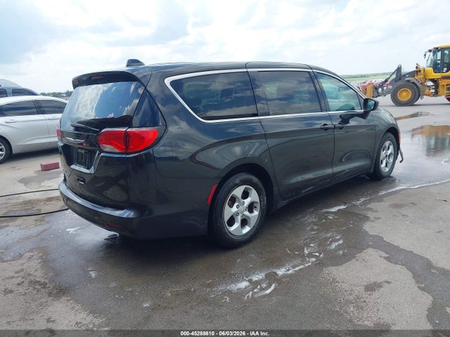 Chrysler Pacifica Lx 2017 2C4RC1CG1HR522005 Image 4