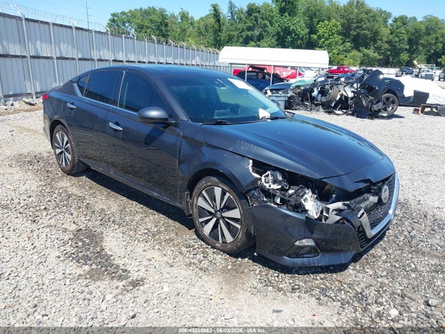 45288662 :رقم المزاد ، 1N4BL4EVXMN310618 vin ، 2021 Nissan Altima Sl Fwd مزاد بيع