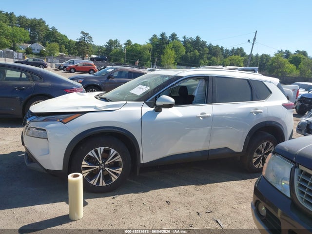 5N1AT3BB1MC850005 Nissan Rogue Sv Intelligent Awd