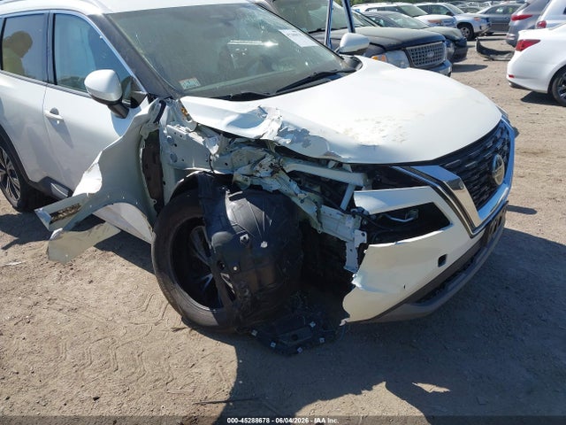 5N1AT3BB1MC850005 Nissan Rogue Sv Intelligent Awd