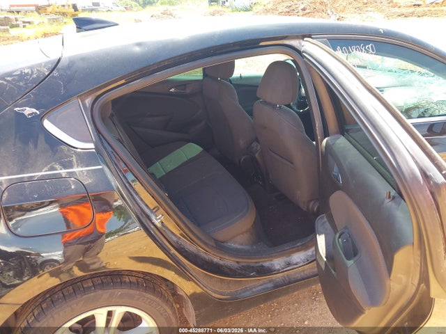 Chevrolet Cruze Lt Auto 2018 3G1BE6SM3JS614749 Image 8