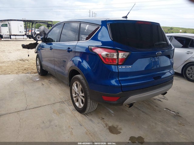 45288811 :رقم المزاد ، 1FMCU9GD8HUE76494 vin ، 2017 Ford Escape Se مزاد بيع