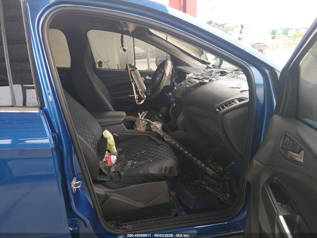 45288811 :رقم المزاد ، 1FMCU9GD8HUE76494 vin ، 2017 Ford Escape Se مزاد بيع