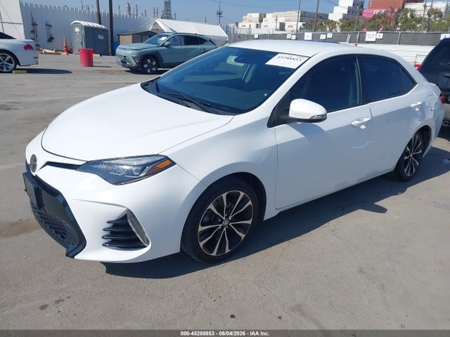 Toyota COROLLA SE 2017 5YFBURHE0HP722586 Image 2
