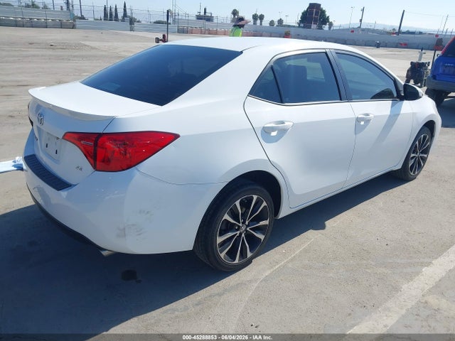 Toyota COROLLA SE 2017 5YFBURHE0HP722586 Image 4