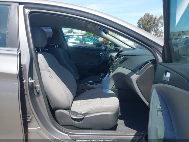2013 Hyundai Sonata Gls მანქანა იყიდება აუქციონზე, vin: 5NPEB4AC5DH563876, აუქციონის ნომერი: 45288872