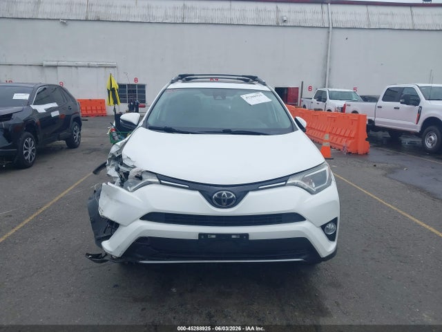 Toyota Rav4 Xle 2017 2T3RFREV9HW603471 Image 12
