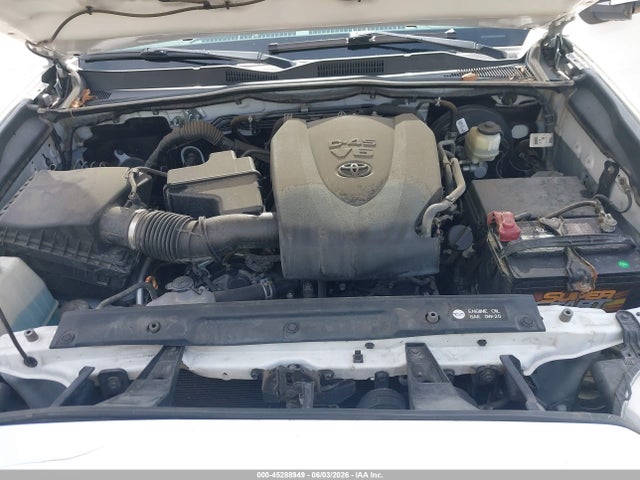 3TMAZ5CN5JM057288 Toyota Tacoma Trd Sport