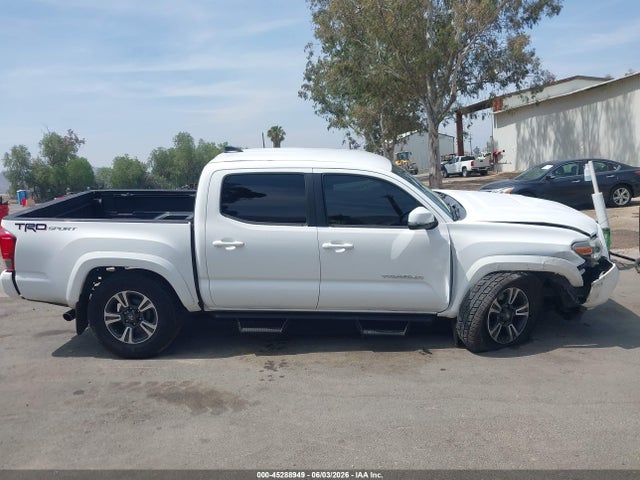 3TMAZ5CN5JM057288 Toyota Tacoma Trd Sport