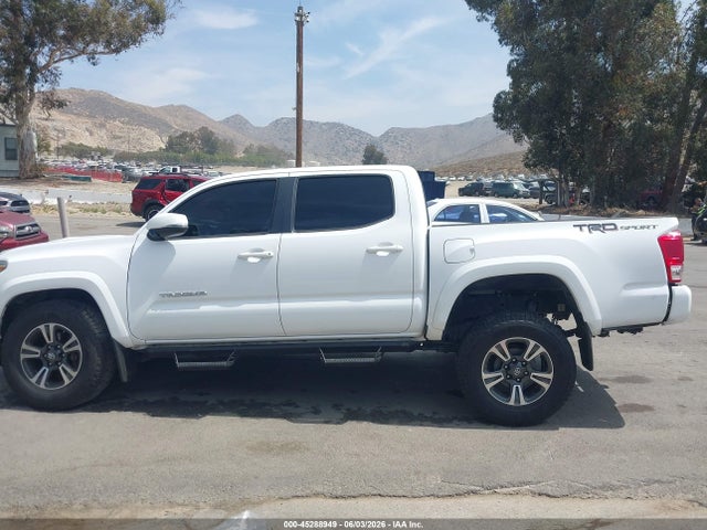 3TMAZ5CN5JM057288 Toyota Tacoma Trd Sport