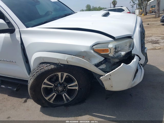 3TMAZ5CN5JM057288 Toyota Tacoma Trd Sport