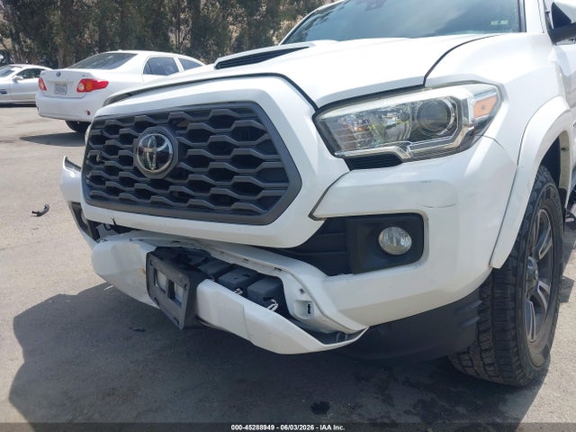 3TMAZ5CN5JM057288 Toyota Tacoma Trd Sport