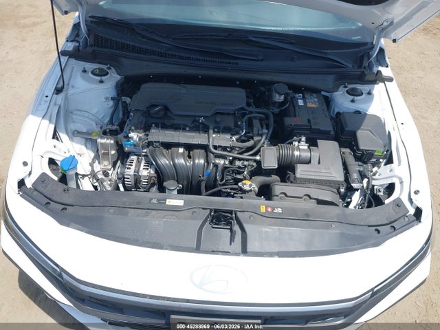 KMHLL4DG9SU932837 Hyundai ELANTRA SE