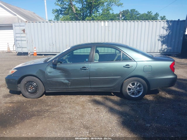 45288973 :رقم المزاد ، 4T1BF30K74U072429 vin ، 2004 Toyota Camry Le V6 مزاد بيع