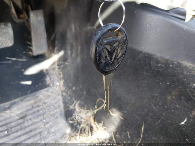 45289022 :رقم المزاد ، 1B7GG46N22S677434 vin ، 2002 Dodge Dakota Slt مزاد بيع