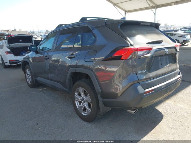 Toyota Rav4 Xle 2023 2T3W1RFVXPW247806 Image 3