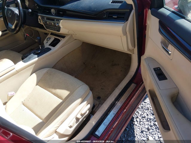 2015 Lexus Es 350 მანქანა იყიდება აუქციონზე, vin: JTHBK1GG2F2158265, აუქციონის ნომერი: 45289057