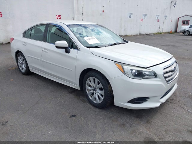 Продаж на аукціоні авто 2015 Subaru Legacy 2.5i Premium, vin: 4S3BNAC64F3046115, номер лоту: 45289070
