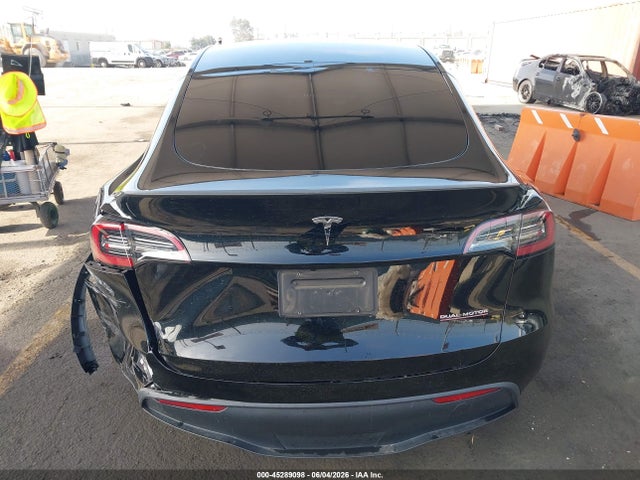 Продажа на аукционе авто 2023 Tesla Model Y Performance Dual Motor All-wheel Drive, vin: 7SAYGDEF9PF925202, номер лота: 45289098