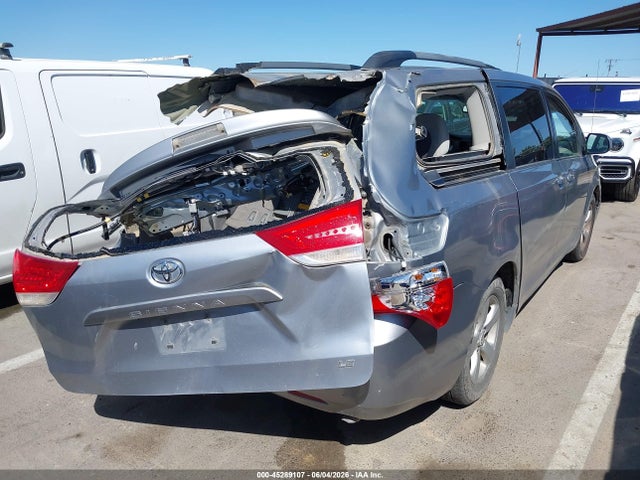 Продаж на аукціоні авто 2011 Toyota Sienna Le V6, vin: 5TDKK3DC9BS107055, номер лоту: 45289107