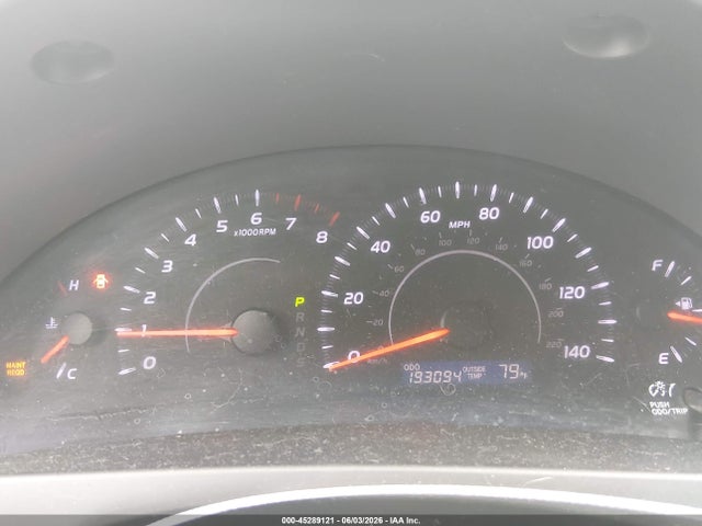 45289121 :رقم المزاد ، 4T1BF3EK7AU047549 vin ، 2010 Toyota Camry Le مزاد بيع