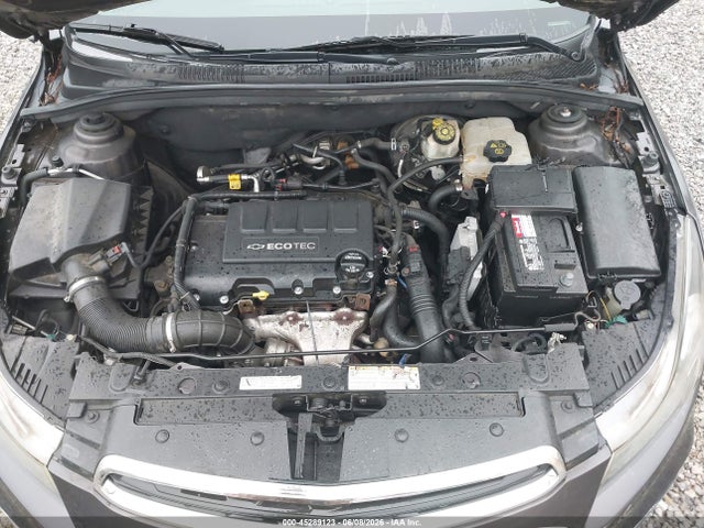 1G1PC5SB0F7261557 Chevrolet Cruze 1lt Auto