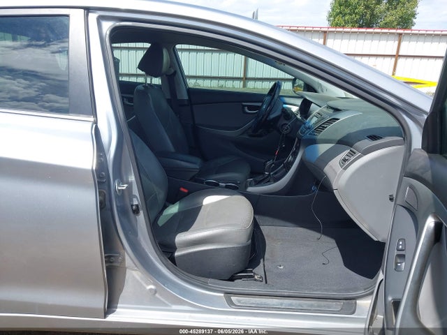 Hyundai Elantra Limited 2015 5NPDH4AE8FH571954 Image 5