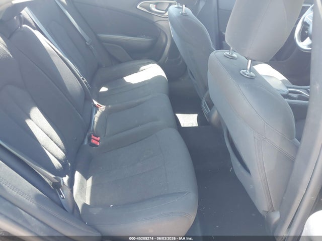 2015 Chrysler 200 Limited მანქანა იყიდება აუქციონზე, vin: 1C3CCCAB2FN744480, აუქციონის ნომერი: 45289274