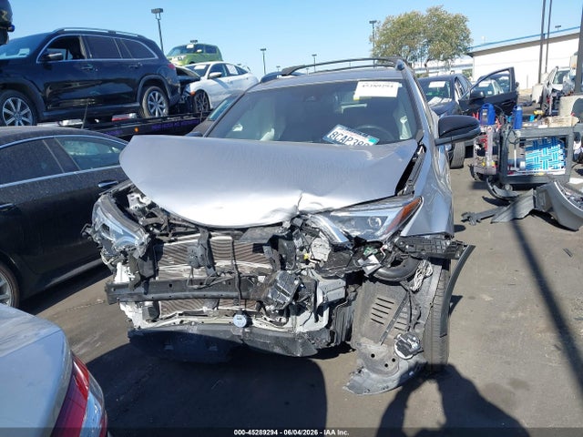 JTMJJREV1JD185759 Toyota Rav4 Hybrid Se