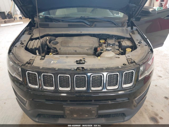 3C4NJDAB4JT359639 Jeep Compass Sport 4x4