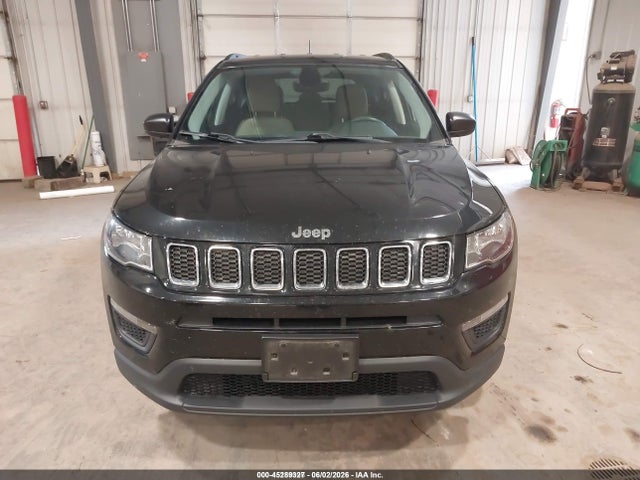 3C4NJDAB4JT359639 Jeep Compass Sport 4x4