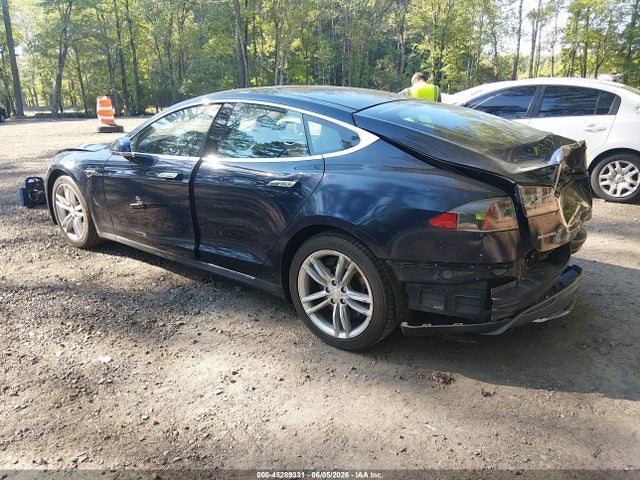 Продажа на аукционе авто 2013 Tesla Model S Performance, vin: 5YJSA1DPXDFP15751, номер лота: 45289331