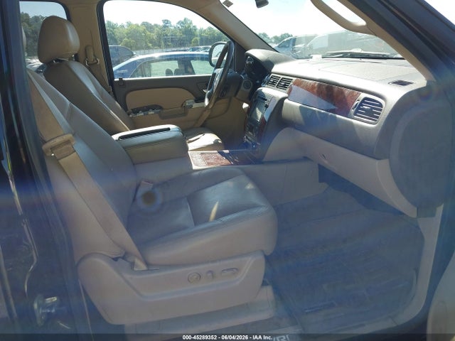 45289352 :رقم المزاد ، 1GNSCKE09DR106749 vin ، 2013 Chevrolet Suburban 1500 Ltz مزاد بيع