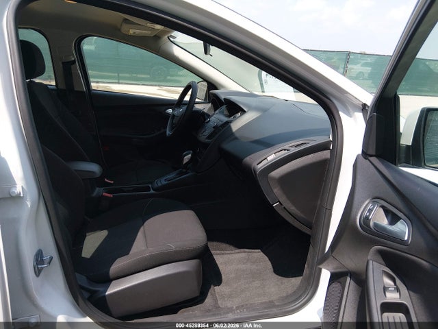 45289354 :رقم المزاد ، 1FADP3F20JL328869 vin ، 2018 Ford Focus Se مزاد بيع