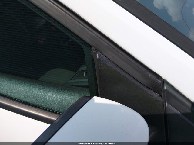 45289354 :رقم المزاد ، 1FADP3F20JL328869 vin ، 2018 Ford Focus Se مزاد بيع