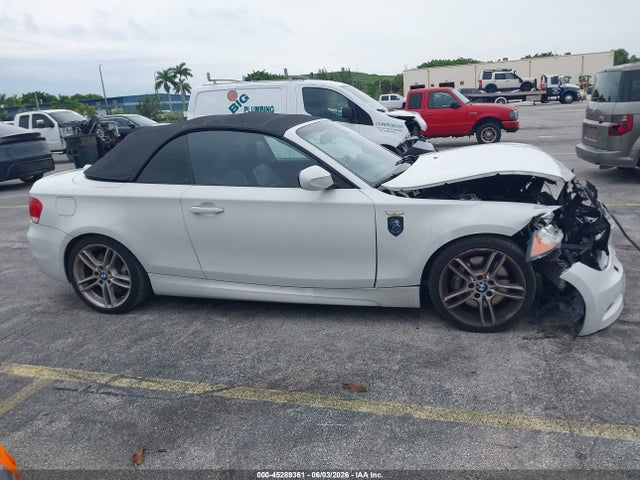 45289361 :رقم المزاد ، WBAUN7C58DVM27760 vin ، 2013 Bmw 135i مزاد بيع