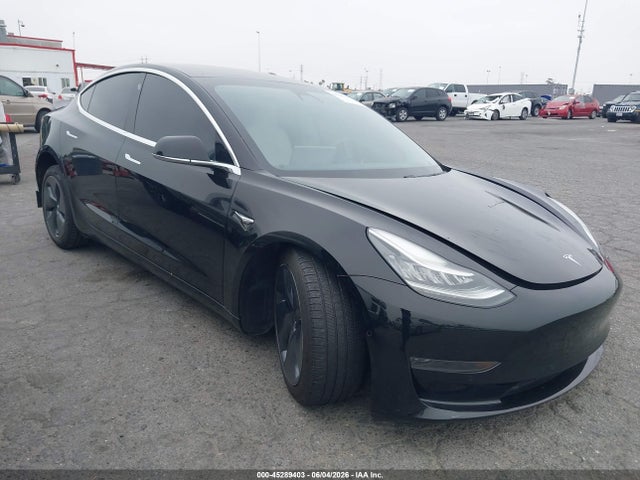 Продажа на аукционе авто 2020 Tesla Model 3 Standard Range Plus Rear-wheel Drive/standard Range Rear-wheel Drive, vin: 5YJ3E1EA6LF804704, номер лота: 45289403