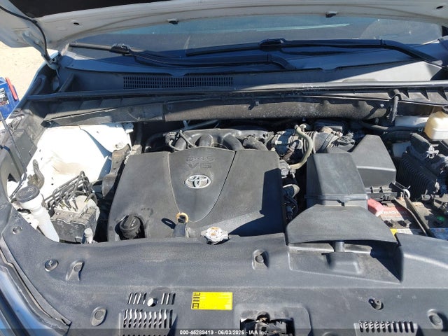 Auction sale of the 2018 Toyota Highlander Xle, vin: 5TDJZRFH0JS526249, lot number: 45289419