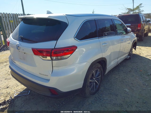 Auction sale of the 2018 Toyota Highlander Xle, vin: 5TDJZRFH0JS526249, lot number: 45289419