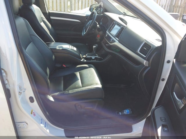 Auction sale of the 2018 Toyota Highlander Xle, vin: 5TDJZRFH0JS526249, lot number: 45289419