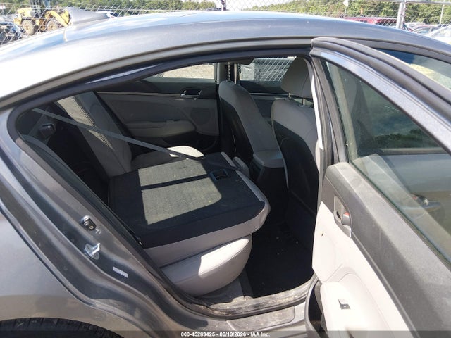 Hyundai ELANTRA SE 2017 KMHD74LF8HU071399 Image 8