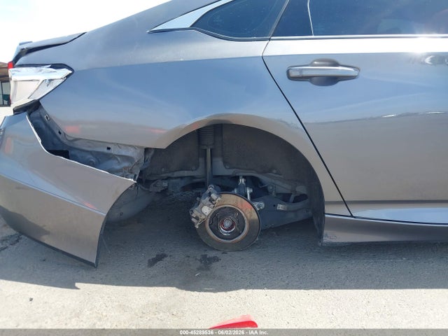 Продаж на аукціоні авто 2018 Honda Accord Sport, vin: 1HGCV1F33JA132494, номер лоту: 45289536
