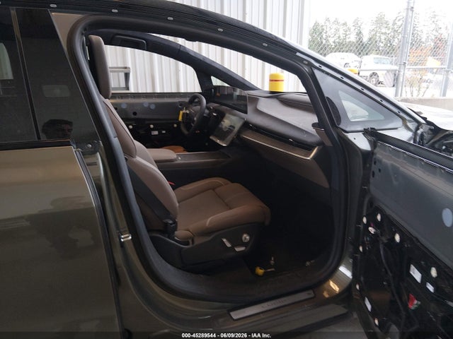 Lucid Gravity Grand Touring 2026 7UUG1GHJ5TA022446 Image 5