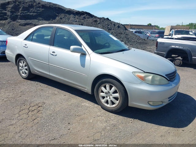 2004 Toyota Camry Xle V6 მანქანა იყიდება აუქციონზე, vin: 4T1BF30K94U585343, აუქციონის ნომერი: 45289554