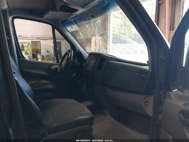 Aukcja sprzedaży 2015 Mercedes-benz Sprinter 2500 High  Roof, vin: WDZPE8CC3F5972238, numer aukcji: 45289574