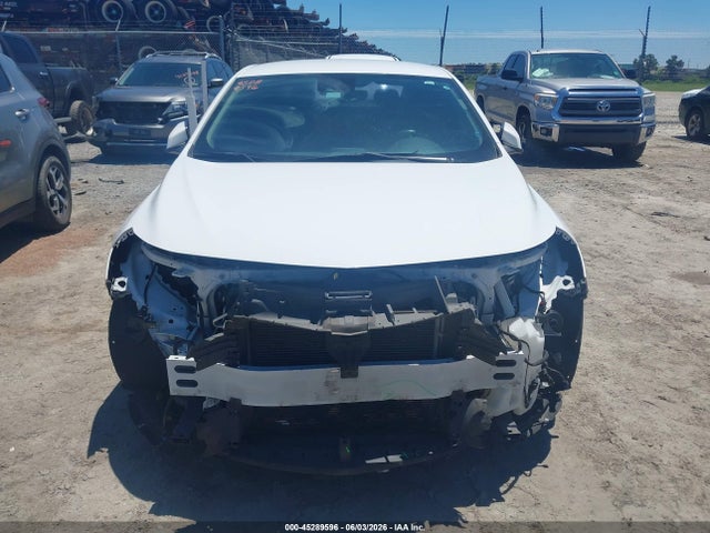 1G1ZG5ST5MF055417 Chevrolet Malibu Fwd Rs