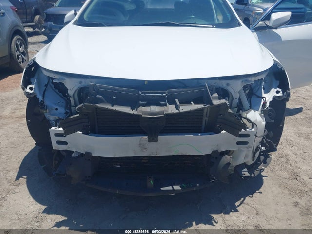 1G1ZG5ST5MF055417 Chevrolet Malibu Fwd Rs