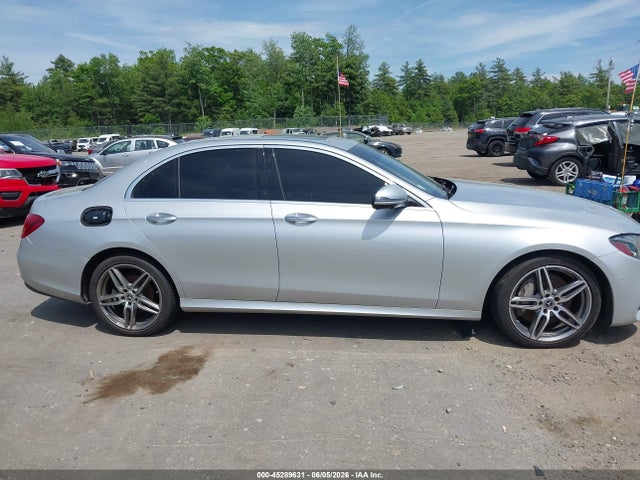 Mercedes-Benz E 300 2019 WDDZF4JB7KA527601 Image 13