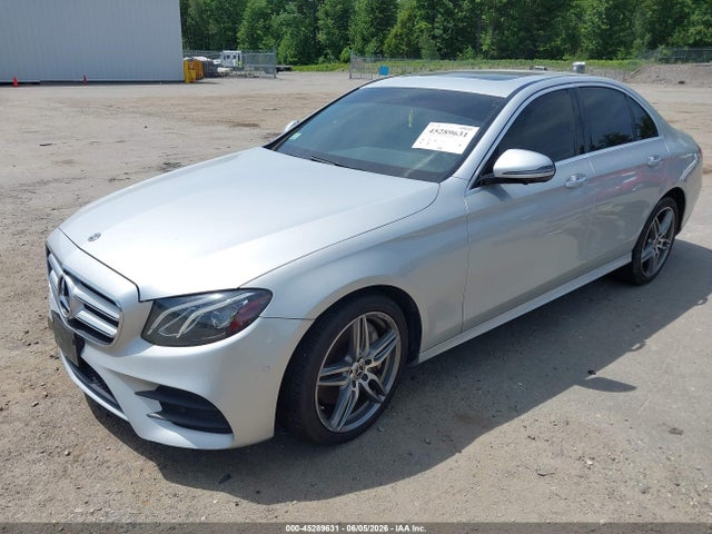 Mercedes-Benz E 300 2019 WDDZF4JB7KA527601 Image 2