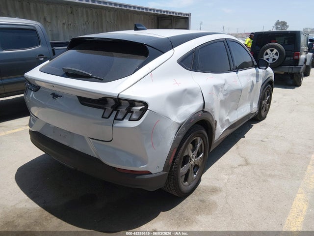 Ford Mustang Mach-e Select 2023 3FMTK1RM0PMA14325 Image 4
